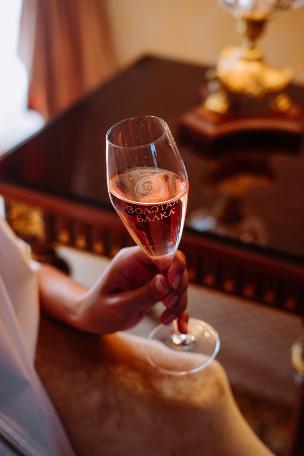 Розовый – значит, красный