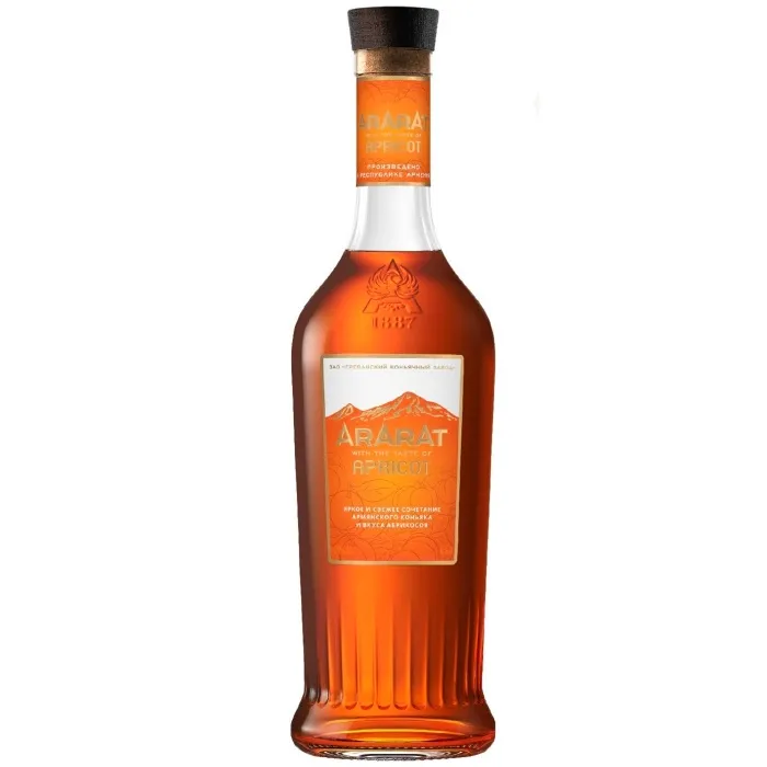 Коньяк армянский АРАРАТ «Абрикос» 0.5л, 